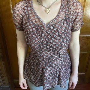 Eyeshadow Mesh Flower Blouse, size Medium